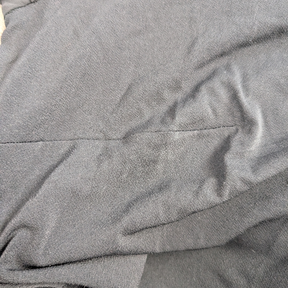 Black blouse - Picture 7 of 8